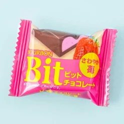 Bourbon Bit Crunch Chocolate - Strawberry