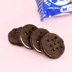 Bourbon Petit Black Cocoa & Vanilla Cream Cookies