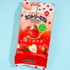 Country Ma'am Cookies - Tochiaika Strawberry & Dutch Chocolate