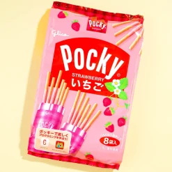 Giant Strawberry Pocky Biscuit Sticks Pack - 8 pcs
