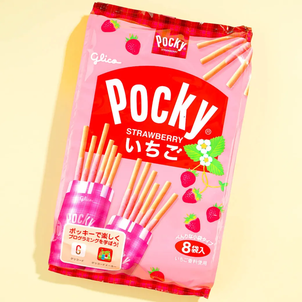 Giant Strawberry Pocky Biscuit Sticks Pack - 8 pcs