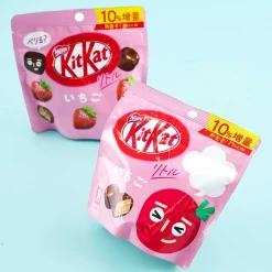 Kit Kat Chocolate Pouch Pack - Little Strawberry