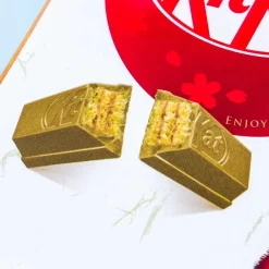 Kit Kat Kyoto Souvenir Chocolates - Itohkyuemon Uji Hojicha Tea