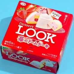 Look Dessert Chocolate - Strawberry Dome Cake