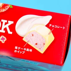 Look Dessert Chocolate - Strawberry Dome Cake