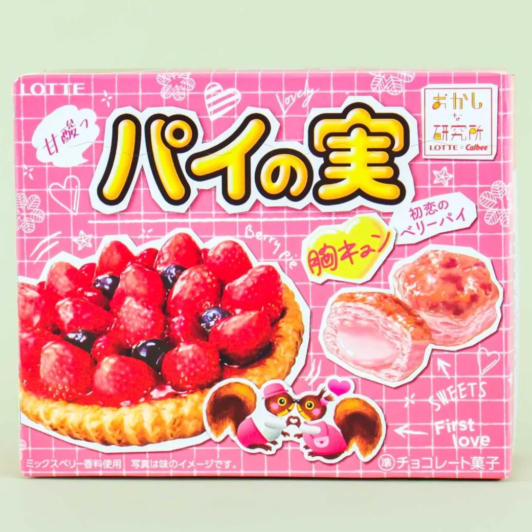 Lotte Pai no Mi Pastries - Berry Pie Chocolate