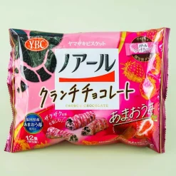 Noir Black Cocoa Crunch Biscuits - Amaou Strawberry