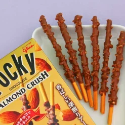 Pocky Biscuit Sticks - Almond Crush