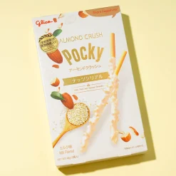 Pocky Biscuit Sticks - Milk Quinoa & Almond Crush