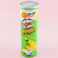 Pringles Potato Chips - Sour Cream & Onion / Large