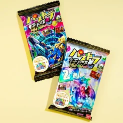 Puzzle & Dragons Wafer With Collectible Card