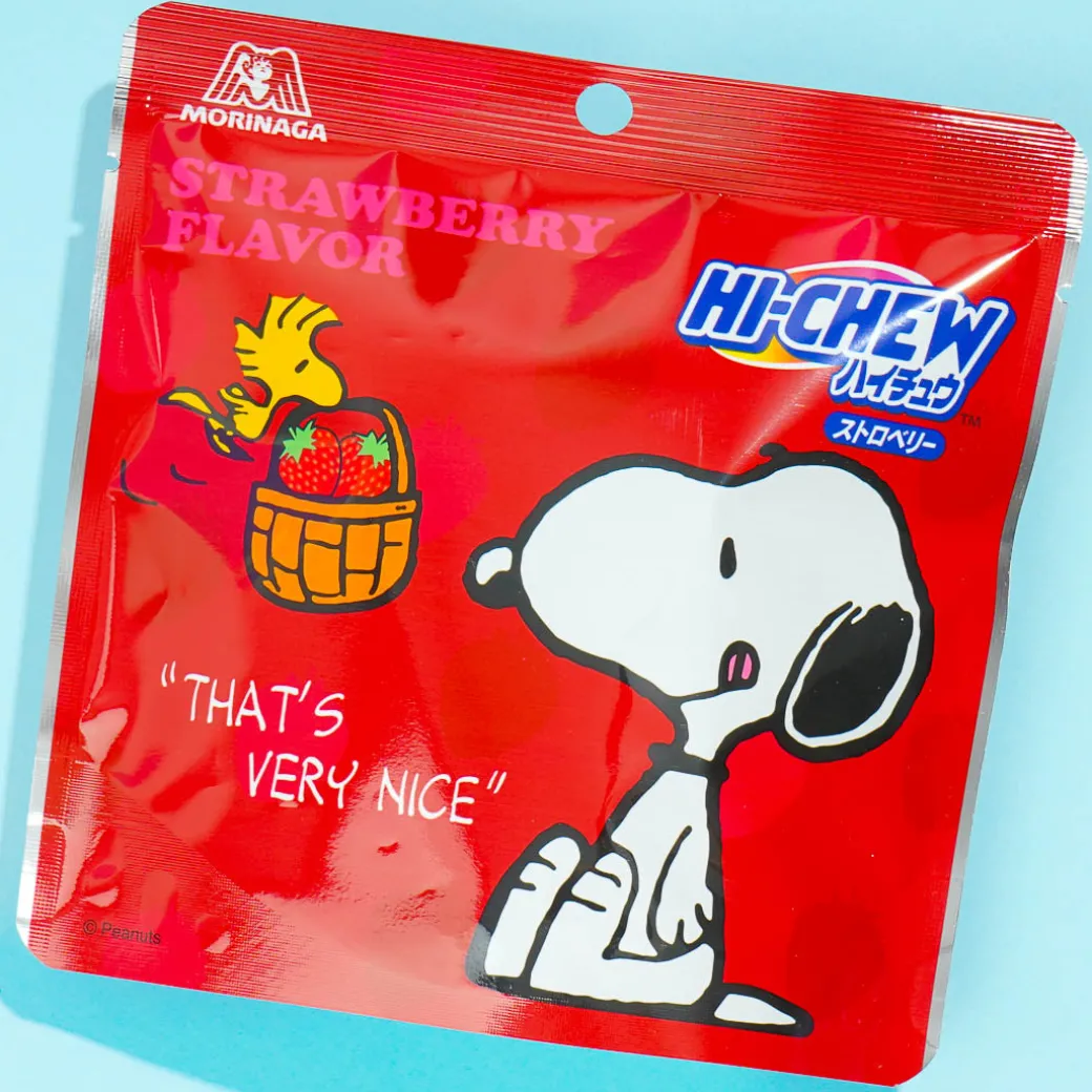 Snoopy PEANUTS x Hi-Chew Chewy Candy Pack - Strawberry