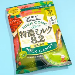 UHA Tokuno Milk 8.2 High Concentrated Candy - Matcha Azuki