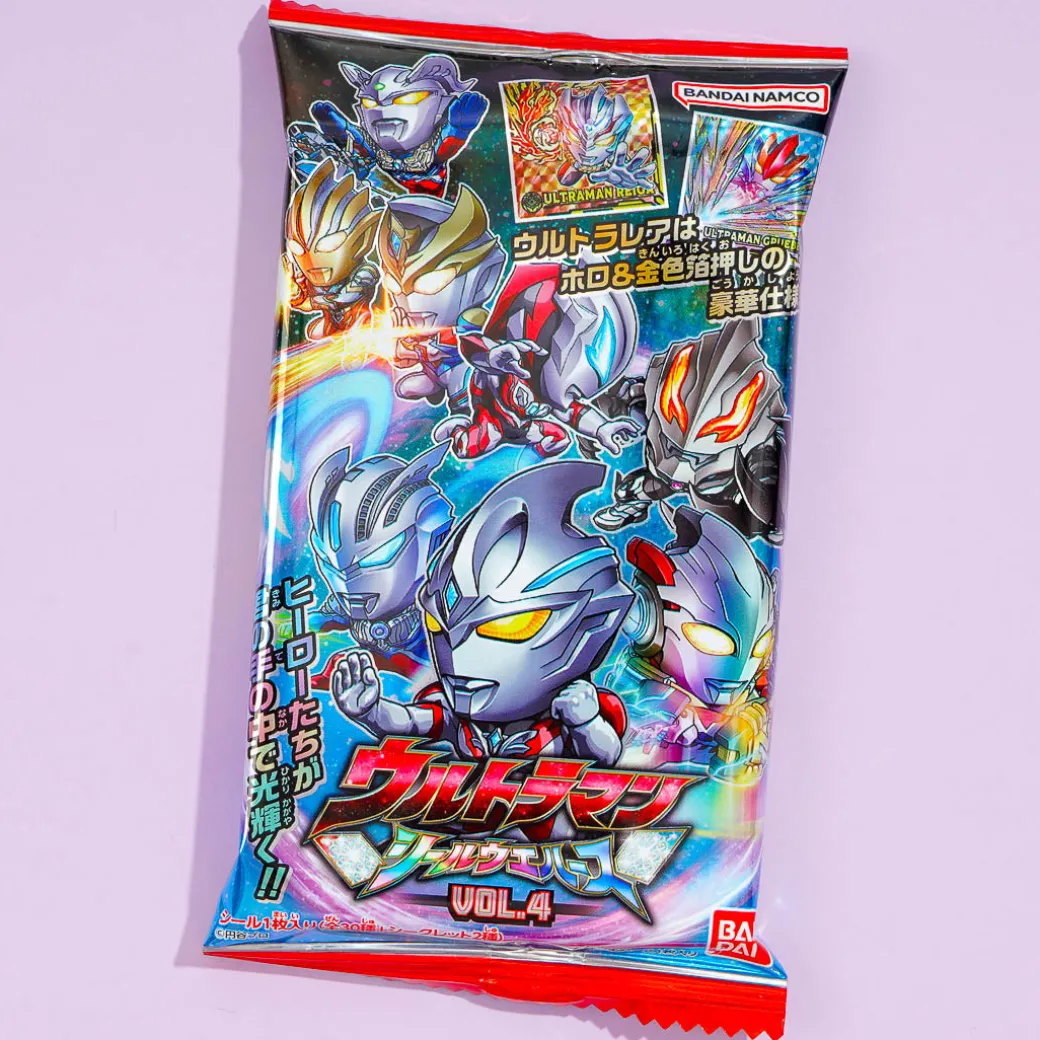 Ultraman Seal Wafer With Sticker Vol 4